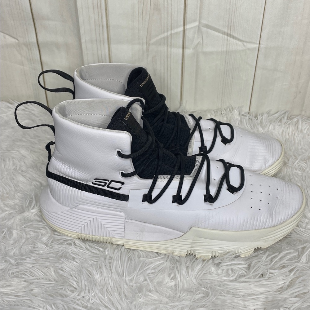 Under Armour White and Black Athletic Shoes